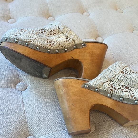 Absolutely adorable sweater material 4 inch clogs or wedges - Picture 3 of 5